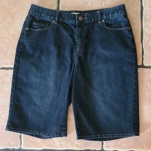 Coldwater Creek women's denim shorts. Size 8. Natural fit.